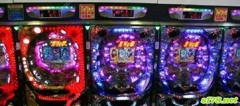 柏青哥店
